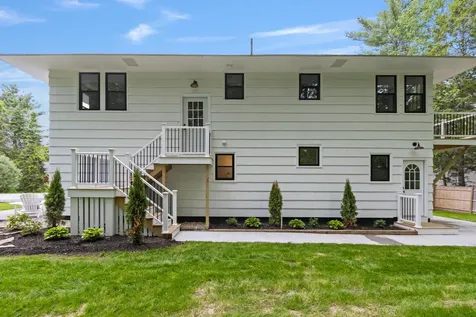 65 Middle Road Falmouth ME 04105