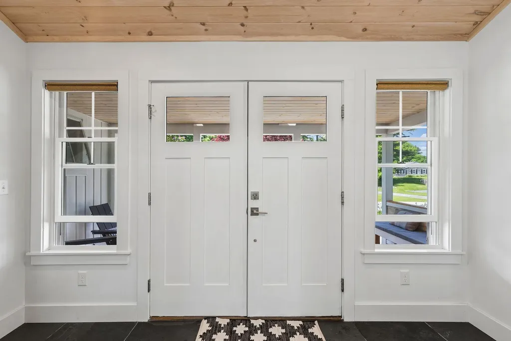 27 Glenhaven Circle E Saco ME 04072