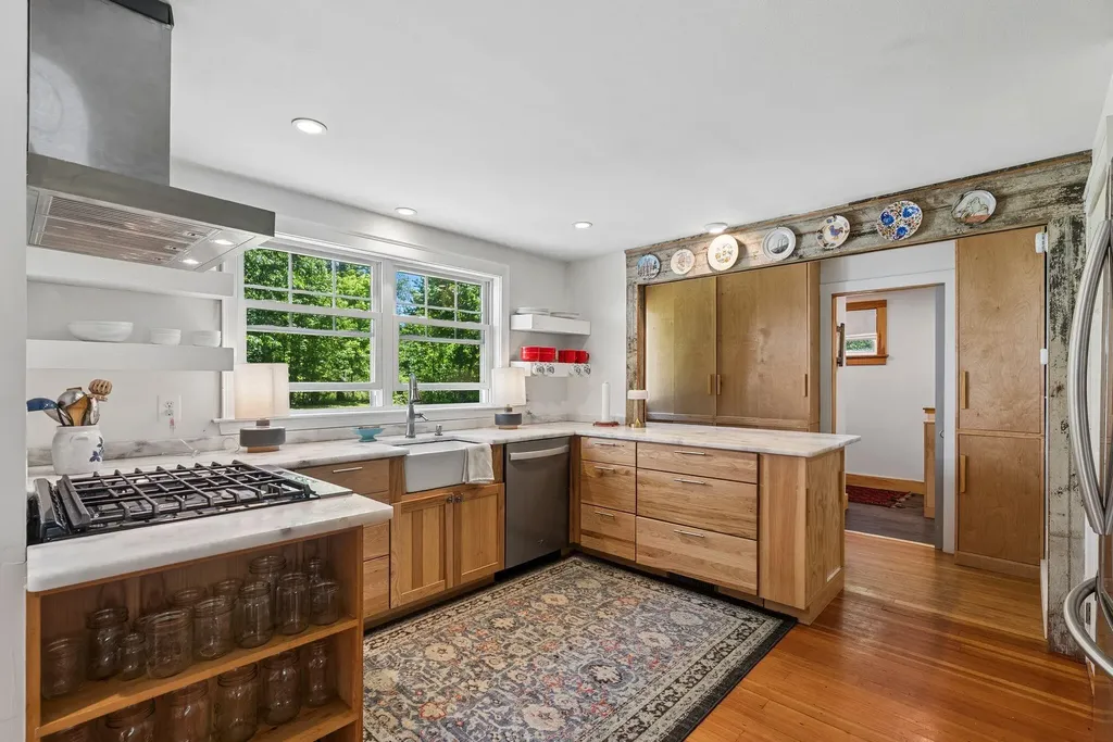 27 Glenhaven Circle E Saco ME 04072