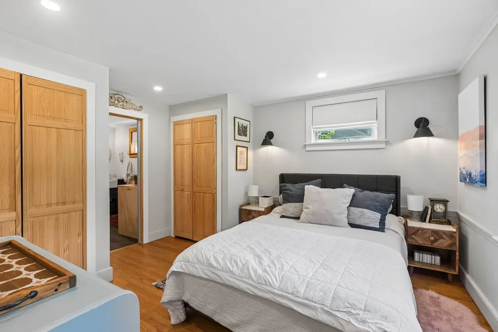 27 Glenhaven Circle E Saco ME 04072