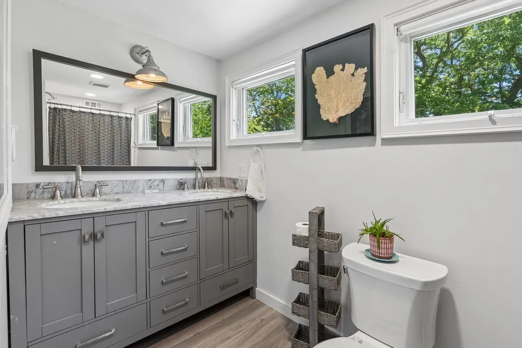 27 Glenhaven Circle E Saco ME 04072