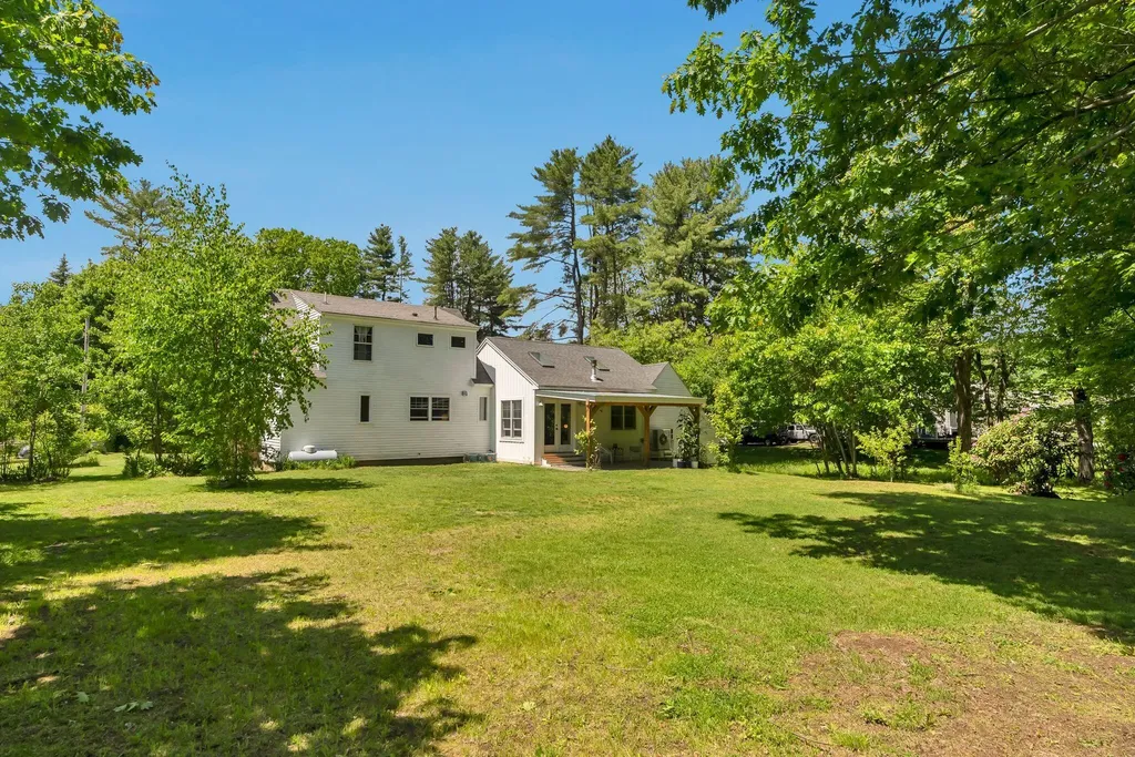 27 Glenhaven Circle E Saco ME 04072
