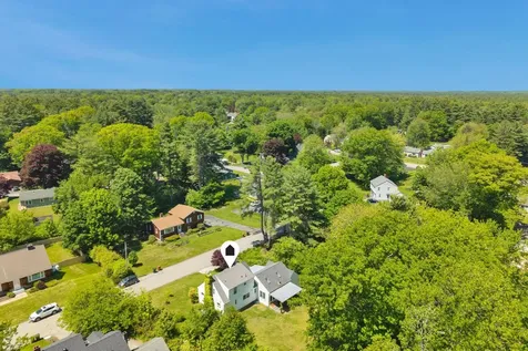 27 Glenhaven Circle E Saco ME 04072