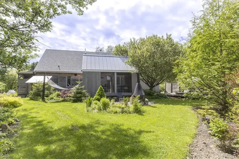 245 Lower Flying Point Road Freeport ME 04032
