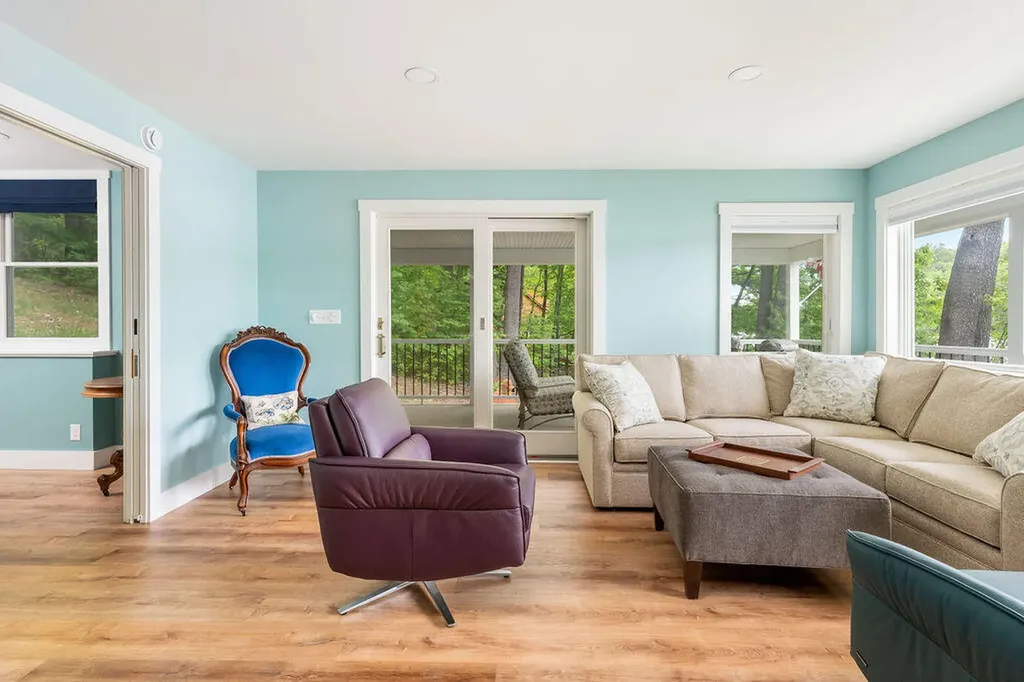 86 Everett Road Auburn ME 04210