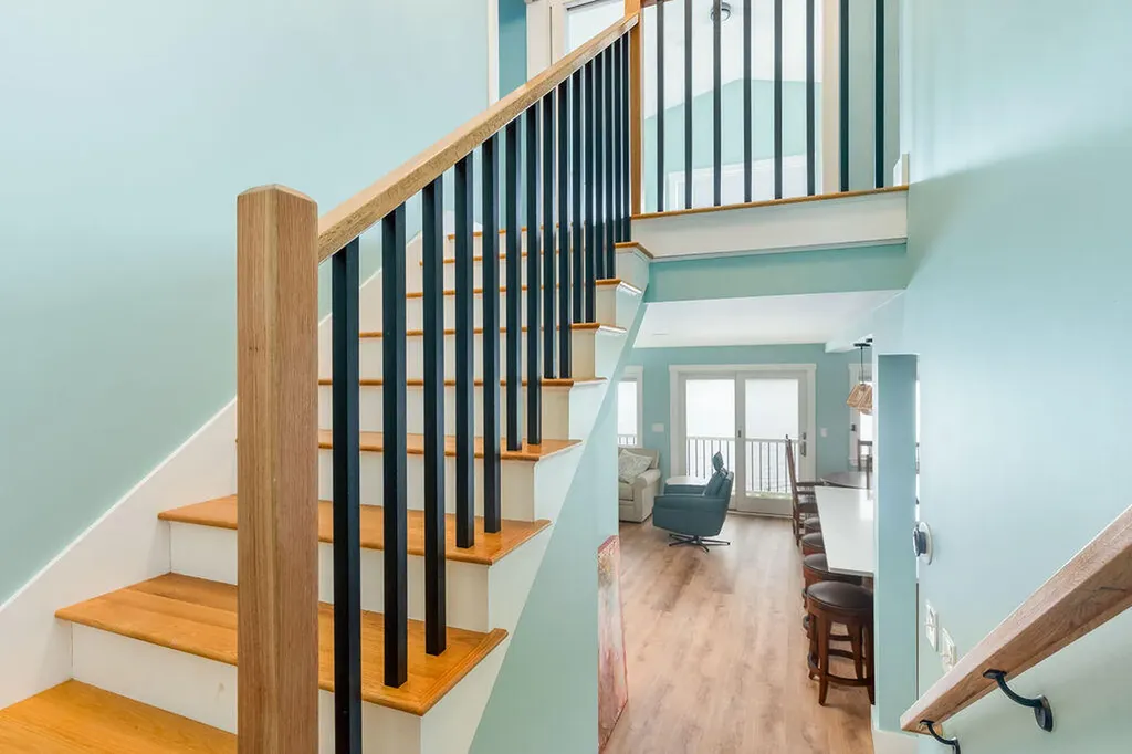 86 Everett Road Auburn ME 04210