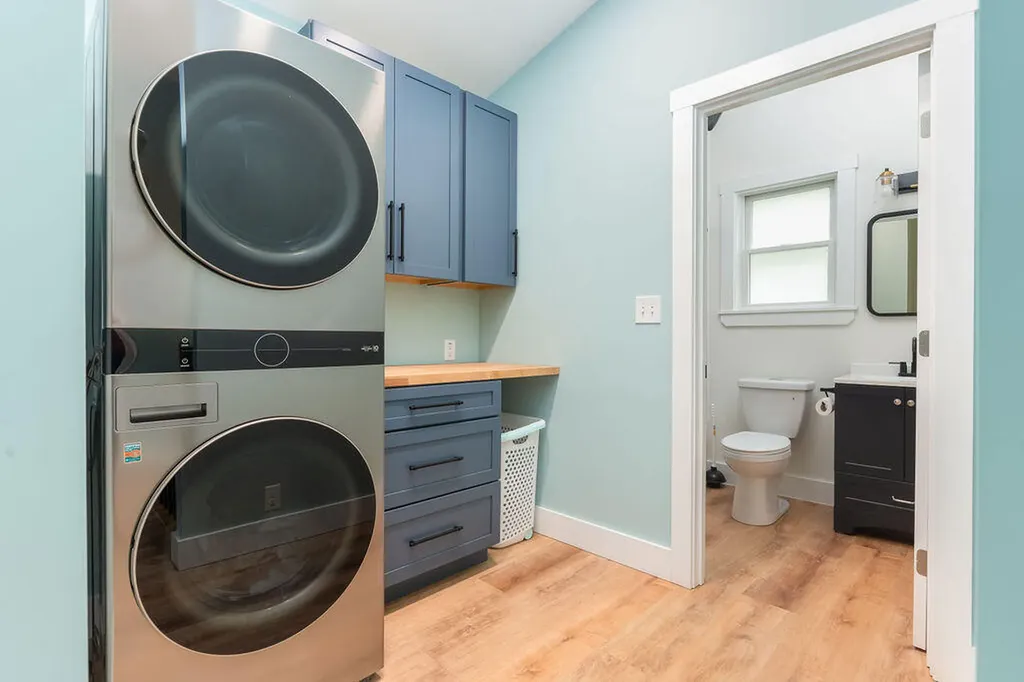 86 Everett Road Auburn ME 04210