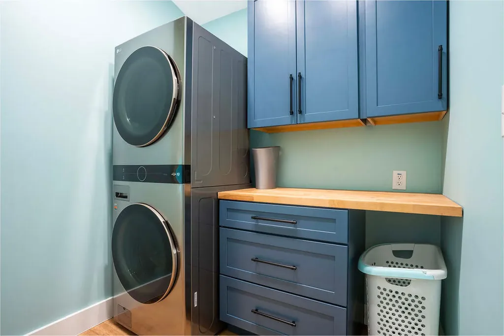 86 Everett Road Auburn ME 04210