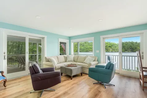 86 Everett Road Auburn ME 04210