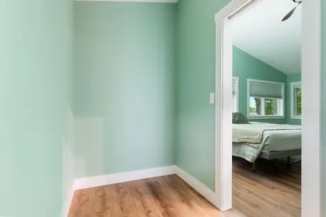 86 Everett Road Auburn ME 04210