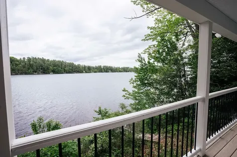 86 Everett Road Auburn ME 04210