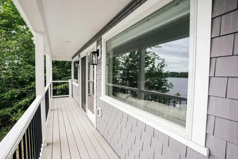 86 Everett Road Auburn ME 04210