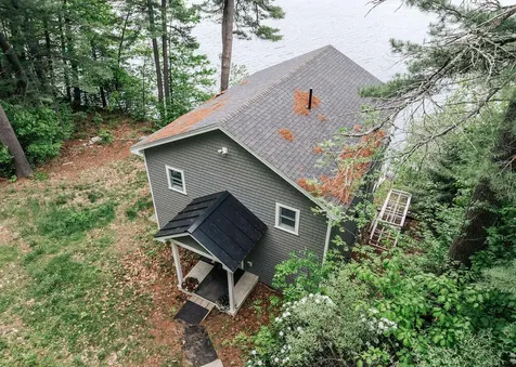 86 Everett Road Auburn ME 04210