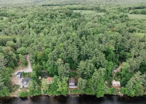 86 Everett Road Auburn ME 04210