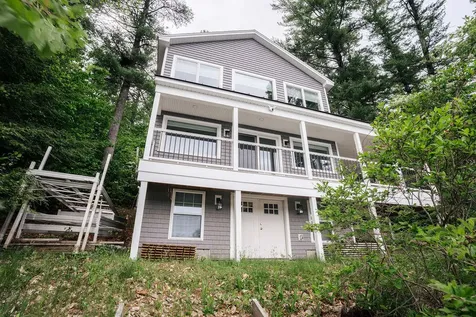 86 Everett Road Auburn ME 04210