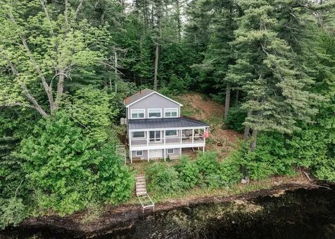 86 Everett Road Auburn ME 04210