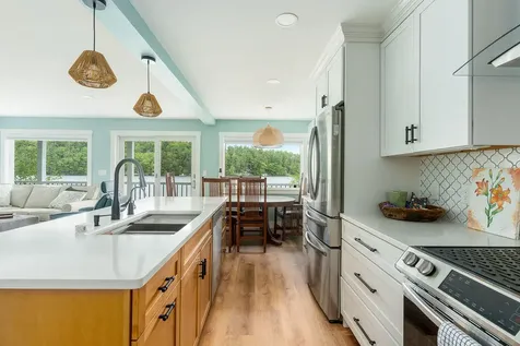 86 Everett Road Auburn ME 04210