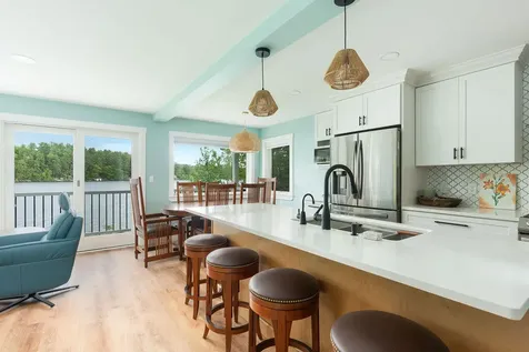 86 Everett Road Auburn ME 04210