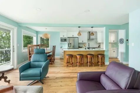 86 Everett Road Auburn ME 04210