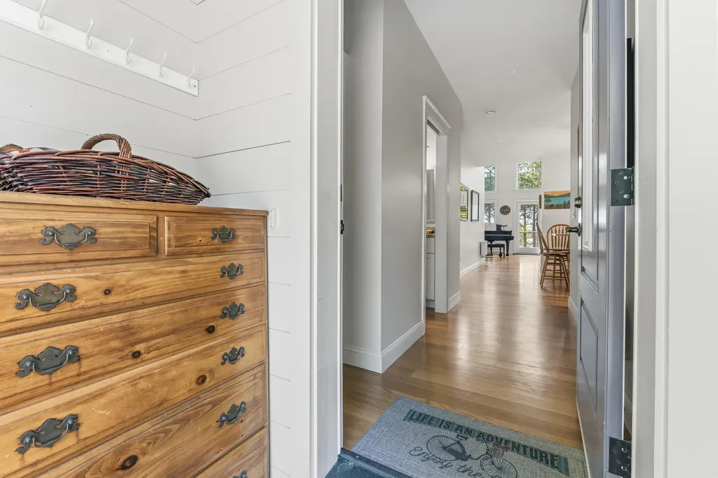 787 River Road Dresden ME 04342