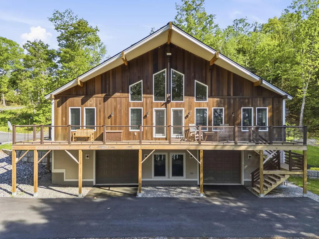 787 River Road Dresden ME 04342