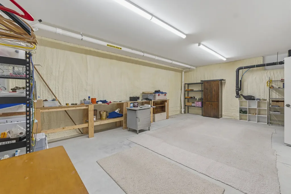 787 River Road Dresden ME 04342
