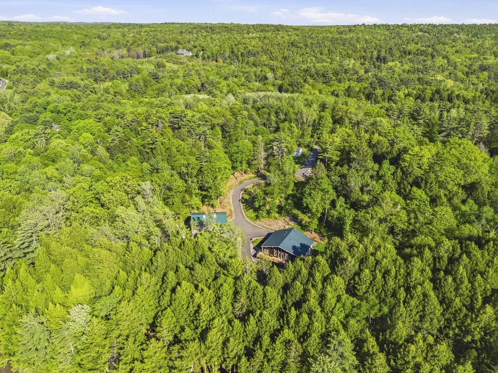 787 River Road Dresden ME 04342