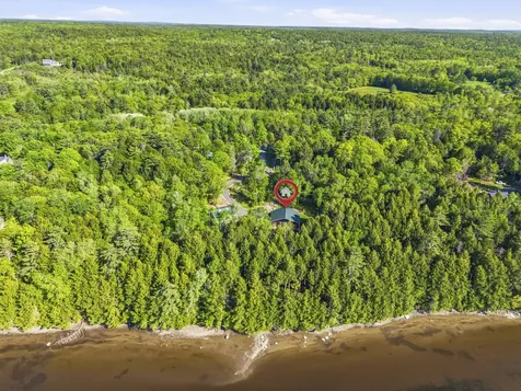 787 River Road Dresden ME 04342