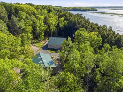 787 River Road Dresden ME 04342