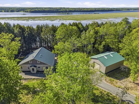 787 River Road Dresden ME 04342