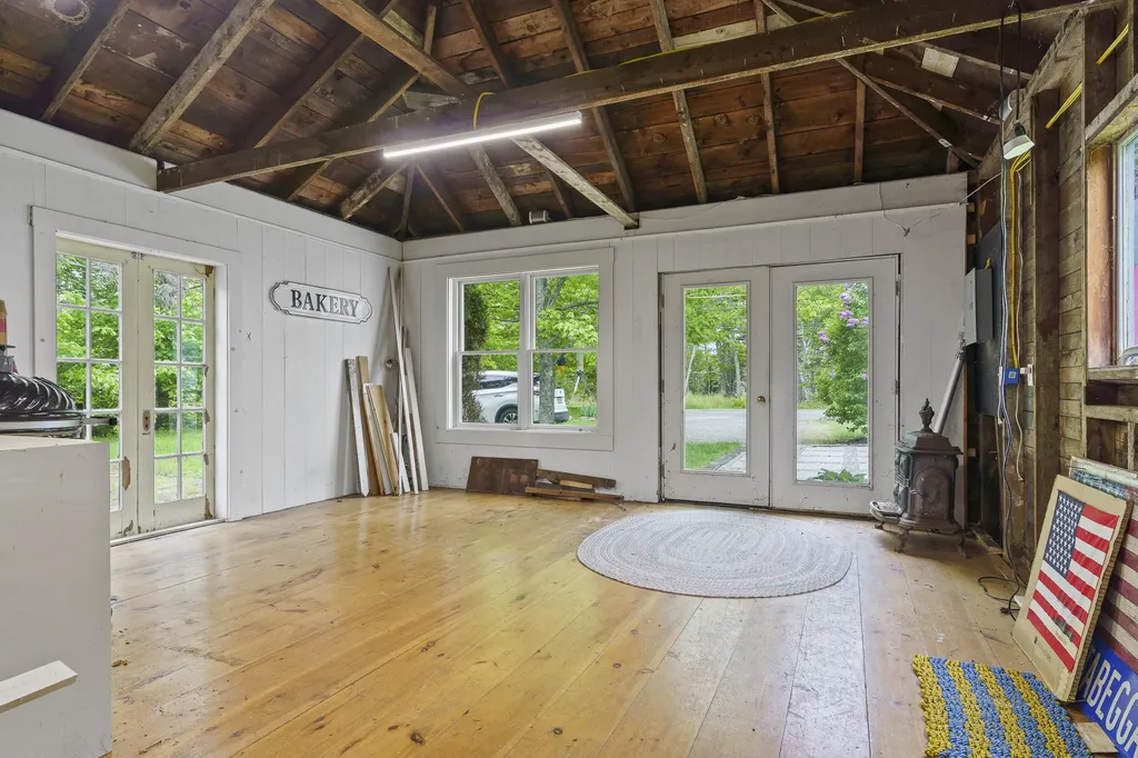 2644 Bristol Road Bristol ME 04554
