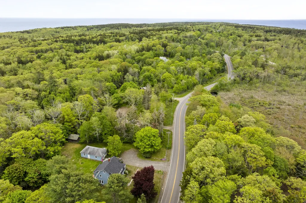 2644 Bristol Road Bristol ME 04554