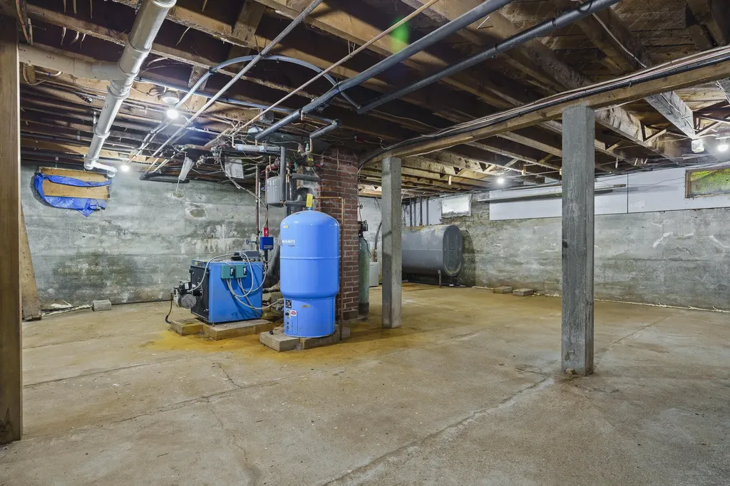2644 Bristol Road Bristol ME 04554