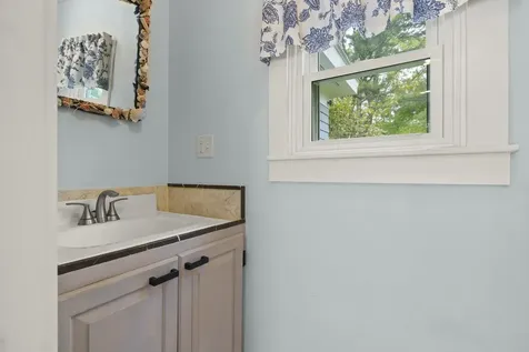 2644 Bristol Road Bristol ME 04554