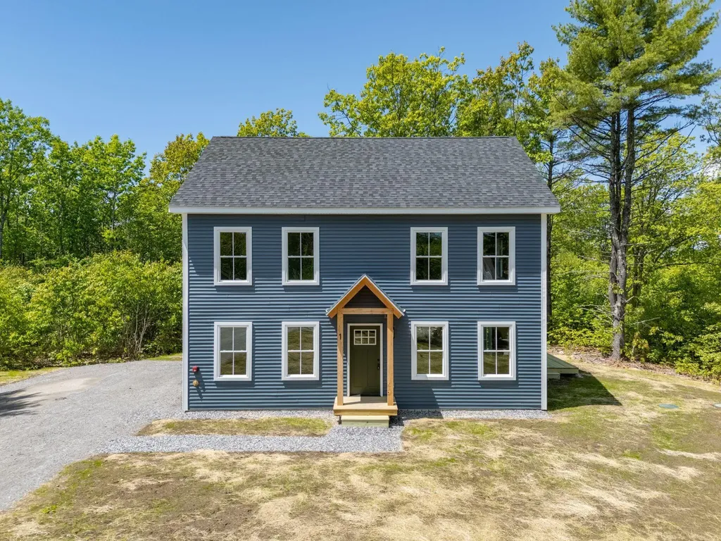 1 Lilac Lane Raymond ME 04071