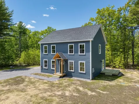 1 Lilac Lane Raymond ME 04071