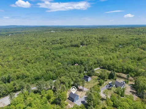 1 Lilac Lane Raymond ME 04071