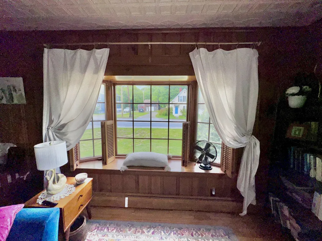 136 North Avenue Skowhegan ME 04976