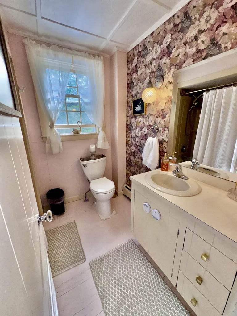 136 North Avenue Skowhegan ME 04976
