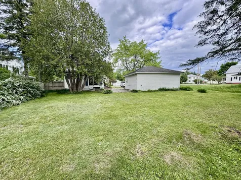 136 North Avenue Skowhegan ME 04976