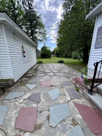 136 North Avenue Skowhegan ME 04976