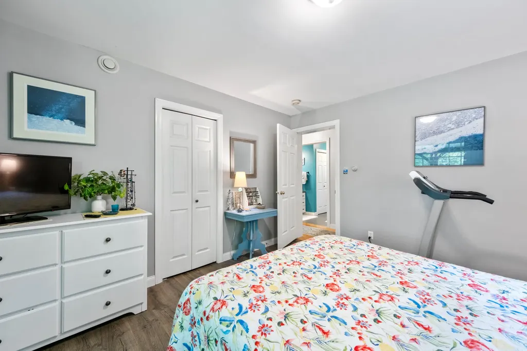31 Dewdrop Lane Waldoboro ME 04572