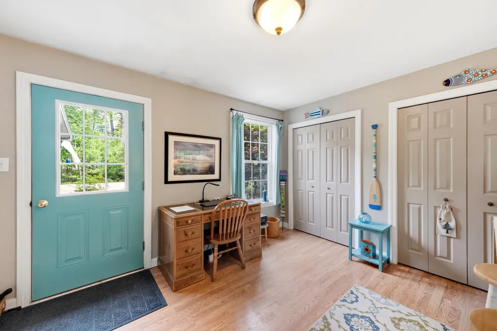 31 Dewdrop Lane Waldoboro ME 04572