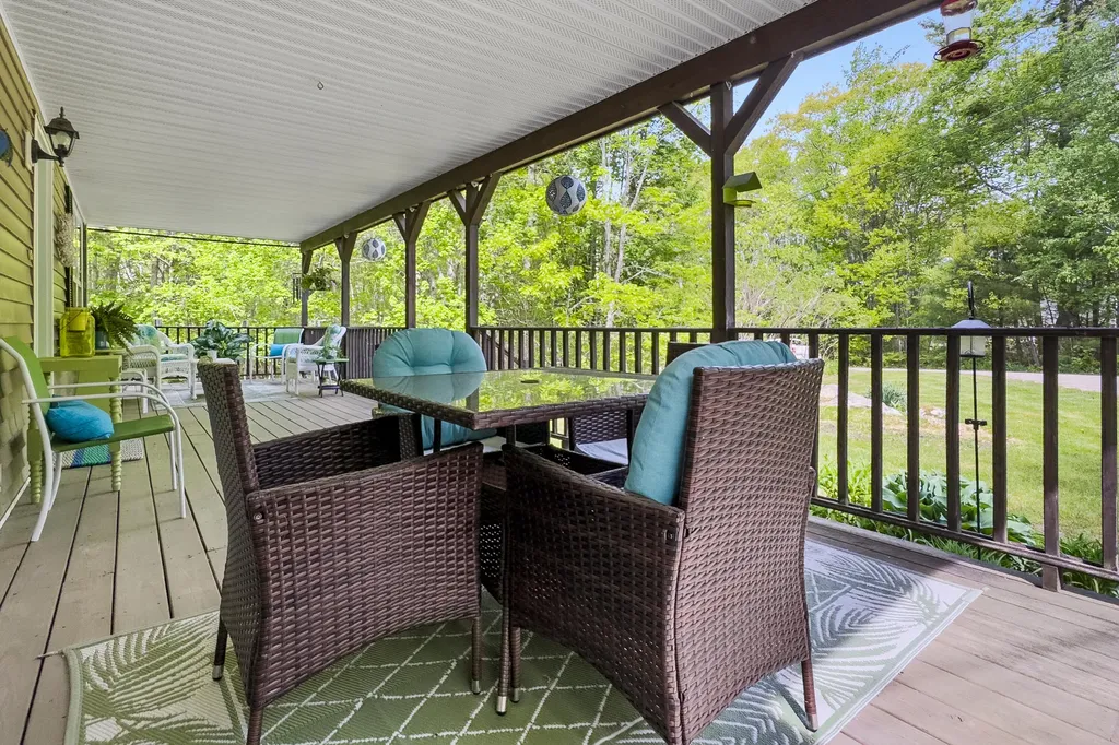 31 Dewdrop Lane Waldoboro ME 04572