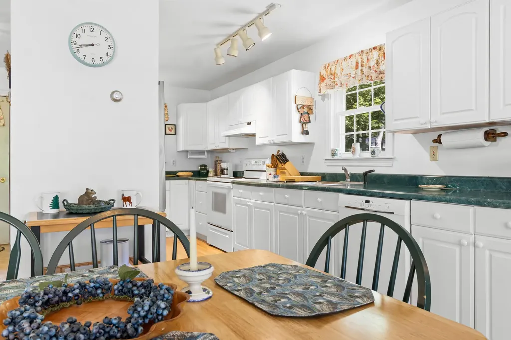 44 Percy Cove Road Nobleboro ME 04555