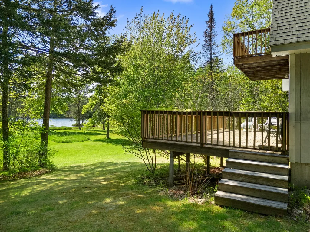 44 Percy Cove Road Nobleboro ME 04555