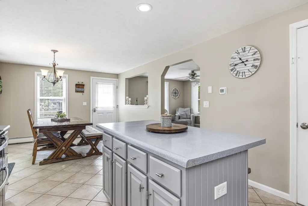 35 Grayson Street Biddeford ME 04005