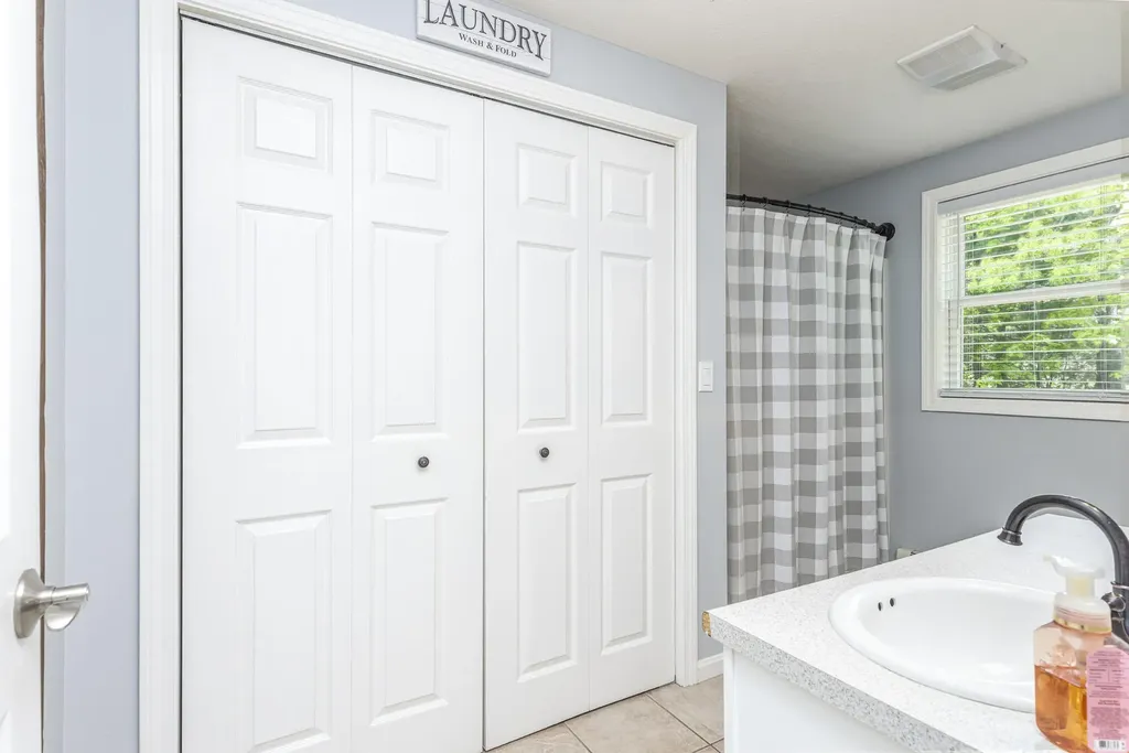35 Grayson Street Biddeford ME 04005
