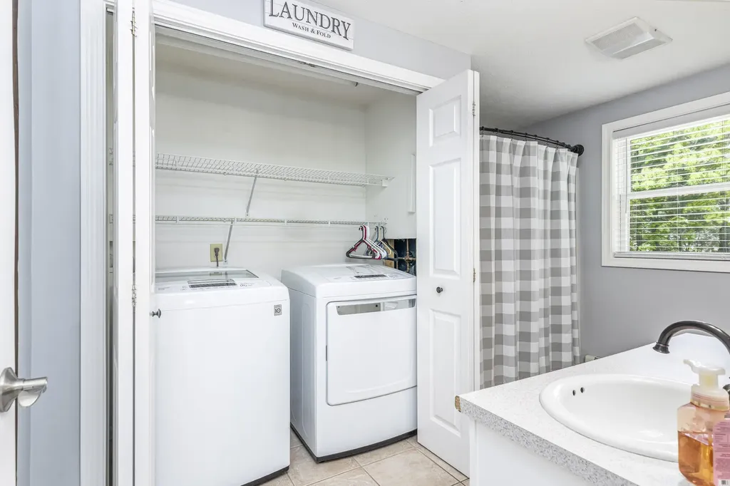 35 Grayson Street Biddeford ME 04005