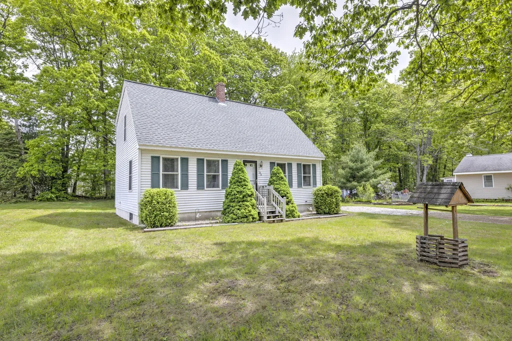 35 Grayson Street Biddeford ME 04005